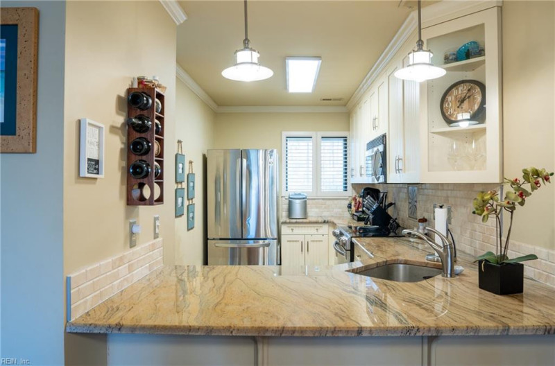 Photo 7 of 39 residential for sale in Middlesex County virginia