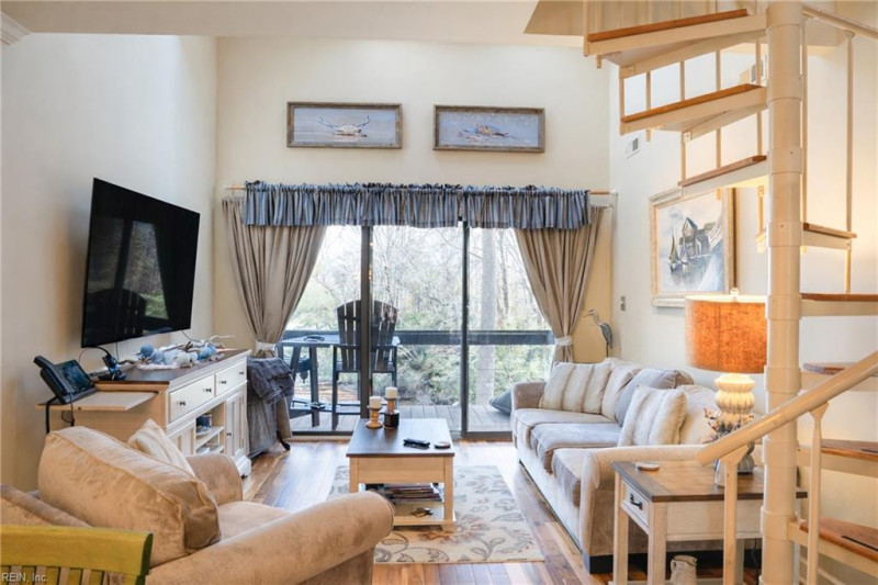 Photo 9 of 39 residential for sale in Middlesex County virginia