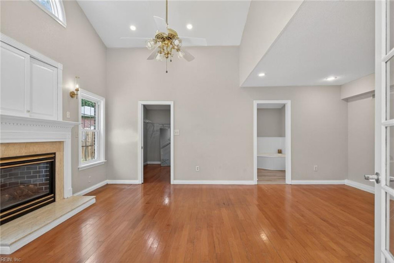 Photo 19 of 31 residential for sale in Norfolk virginia Photo 19 of 31 residential for sale in Norfolk virginia