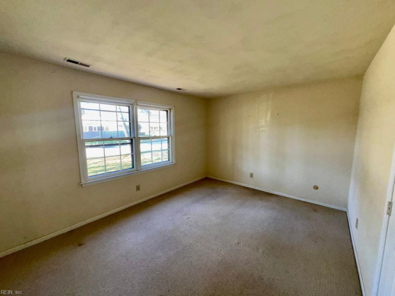 Photo 10 of 20 residential for sale in Virginia Beach virginia