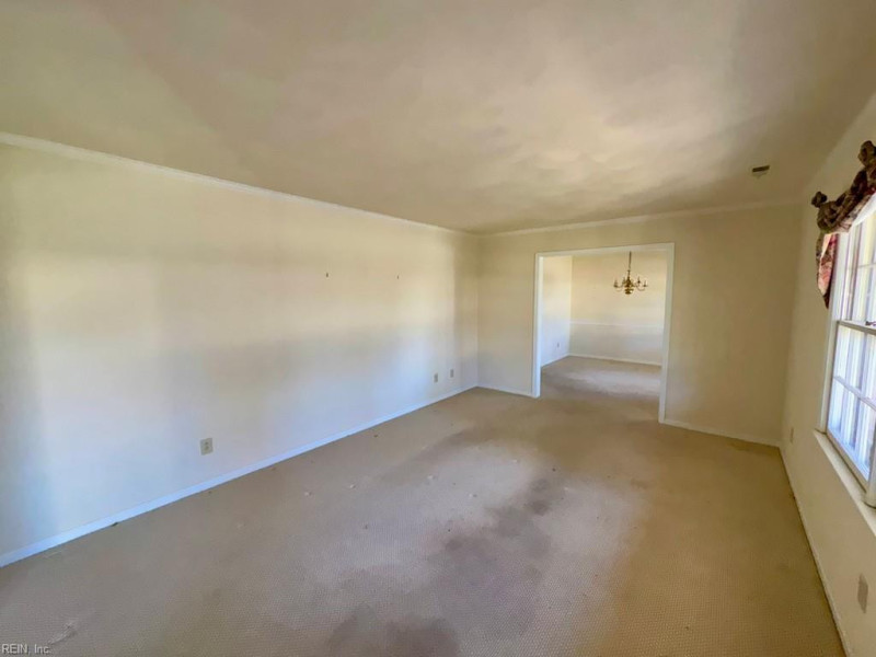 Photo 4 of 20 residential for sale in Virginia Beach virginia