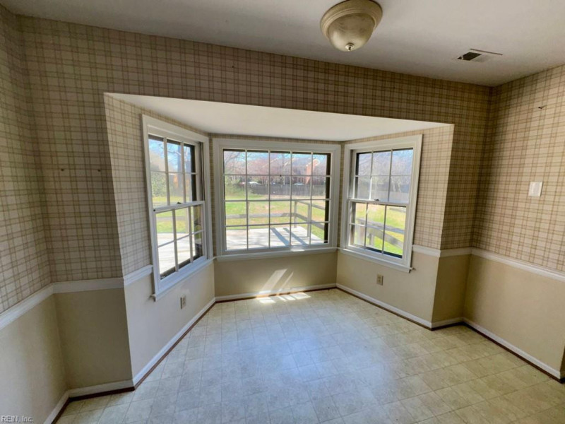 Photo 9 of 20 residential for sale in Virginia Beach virginia