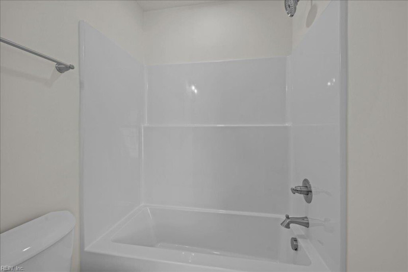 Photo 14 of 50 residential for sale in Virginia Beach virginia