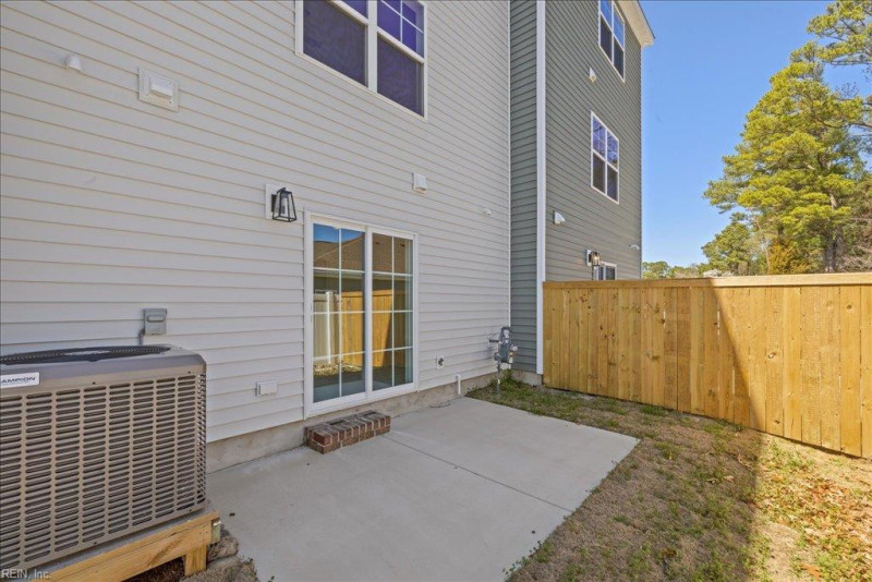 Photo 16 of 50 residential for sale in Virginia Beach virginia
