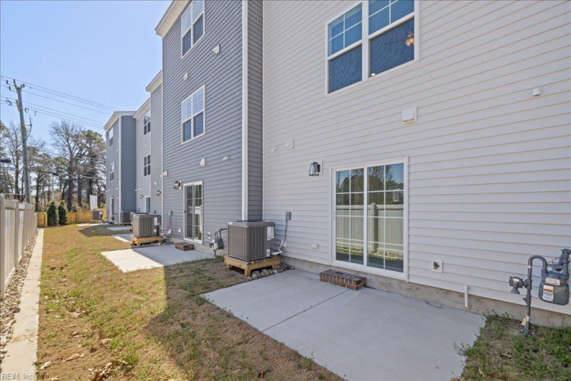 Photo 18 of 50 residential for sale in Virginia Beach virginia