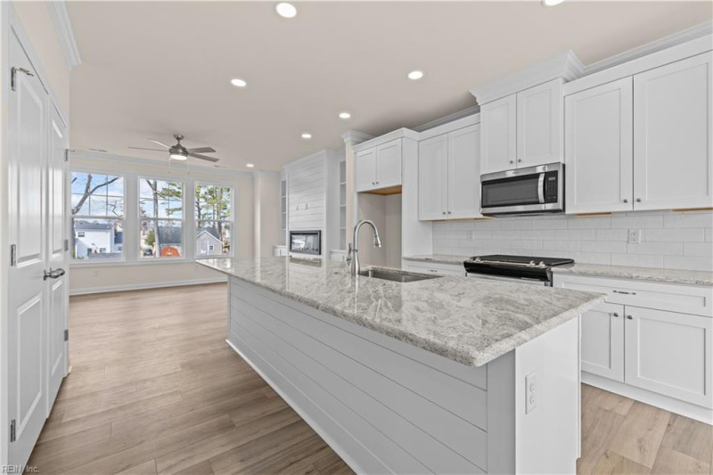 Photo 22 of 48 residential for sale in Virginia Beach virginia