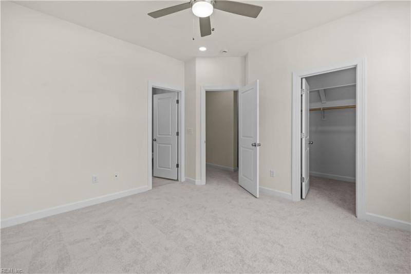 Photo 33 of 48 residential for sale in Virginia Beach virginia