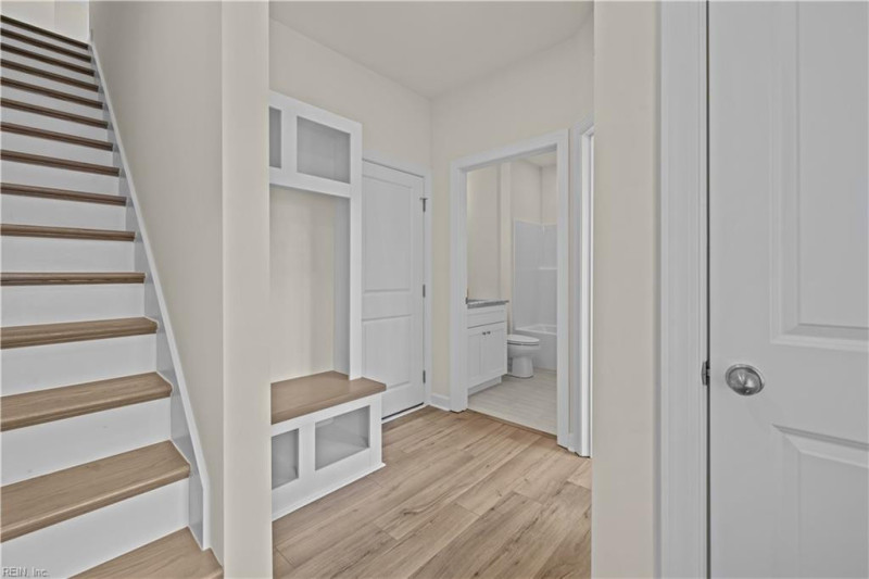 Photo 4 of 48 residential for sale in Virginia Beach virginia
