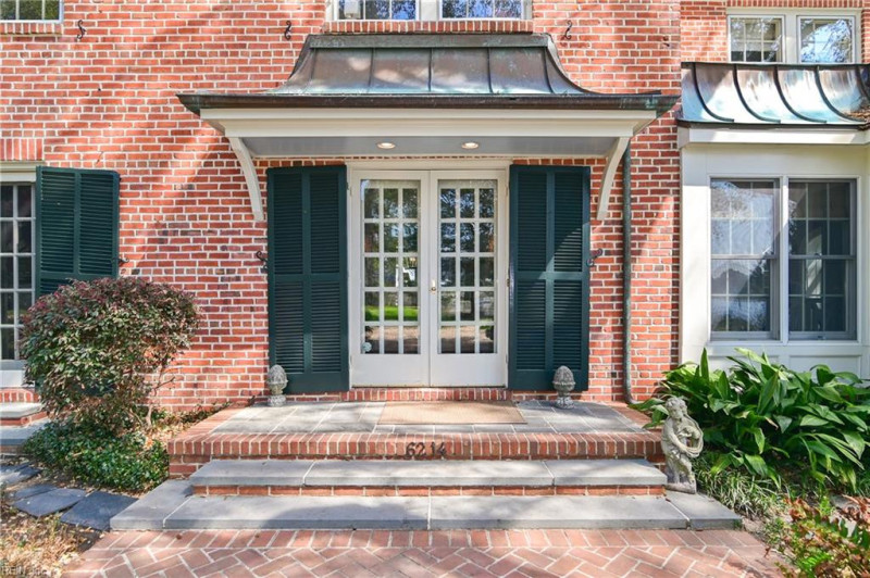 Photo 12 of 50 residential for sale in Norfolk virginia