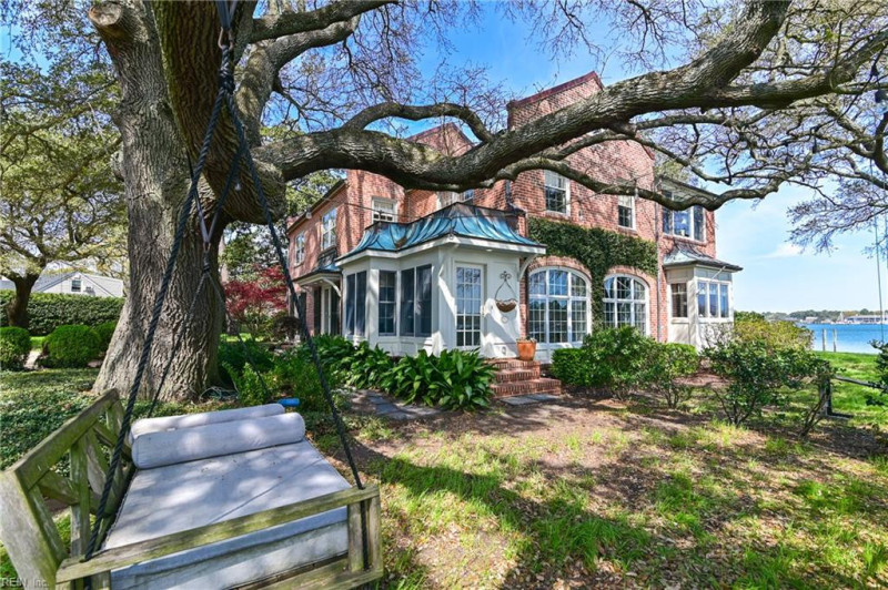 Photo 9 of 50 residential for sale in Norfolk virginia