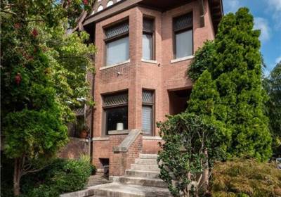 406 Mowbray Arch, Norfolk, VA 23507