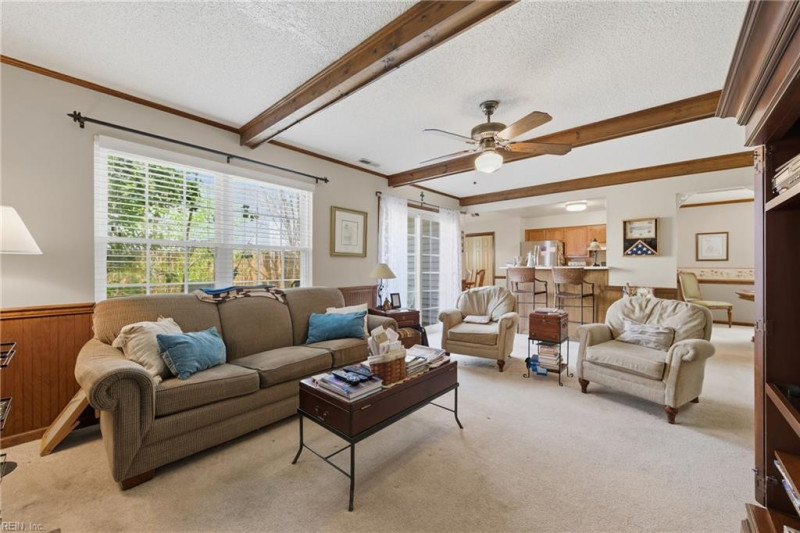 Photo 11 of 39 residential for sale in Virginia Beach virginia