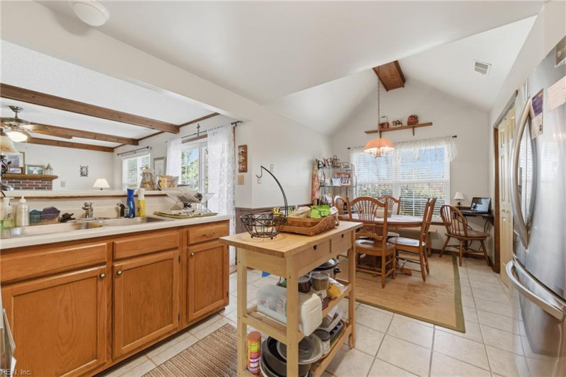 Photo 17 of 39 residential for sale in Virginia Beach virginia