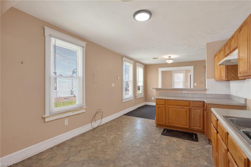 Photo 13 of 22 residential for sale in Norfolk virginia Photo 13 of 22 residential for sale in Norfolk virginia