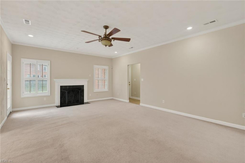 Photo 12 of 50 residential for sale in Chesapeake virginia