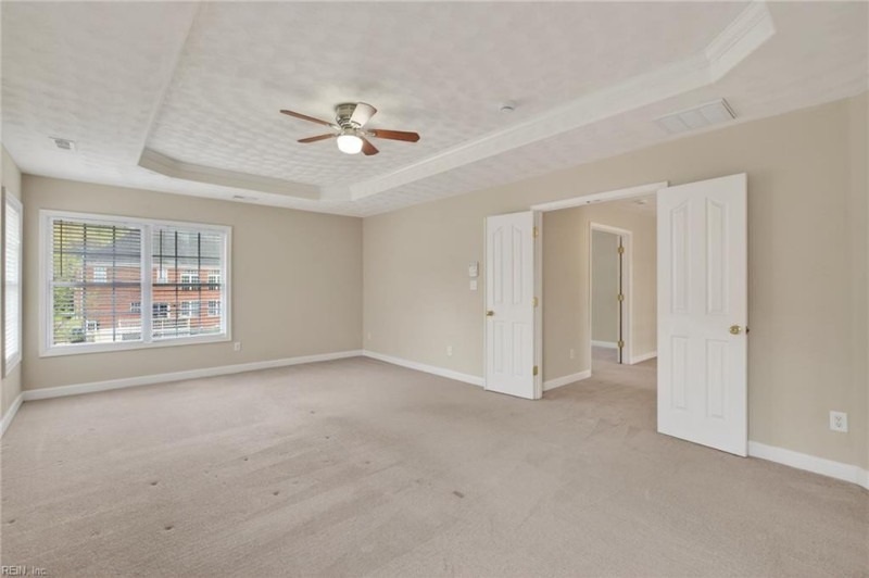 Photo 27 of 50 residential for sale in Chesapeake virginia