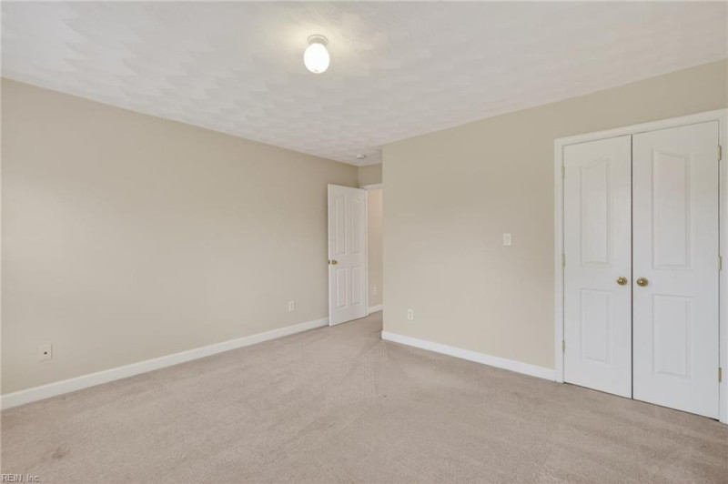 Photo 34 of 50 residential for sale in Chesapeake virginia