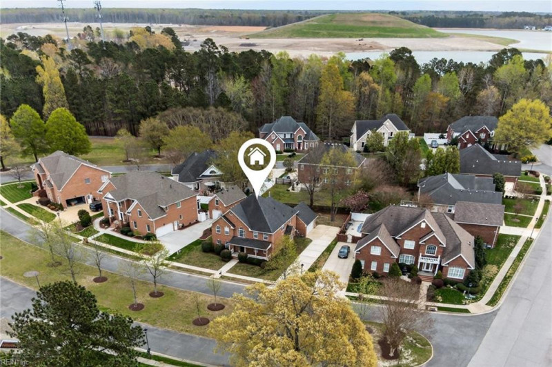 Photo 4 of 50 residential for sale in Chesapeake virginia