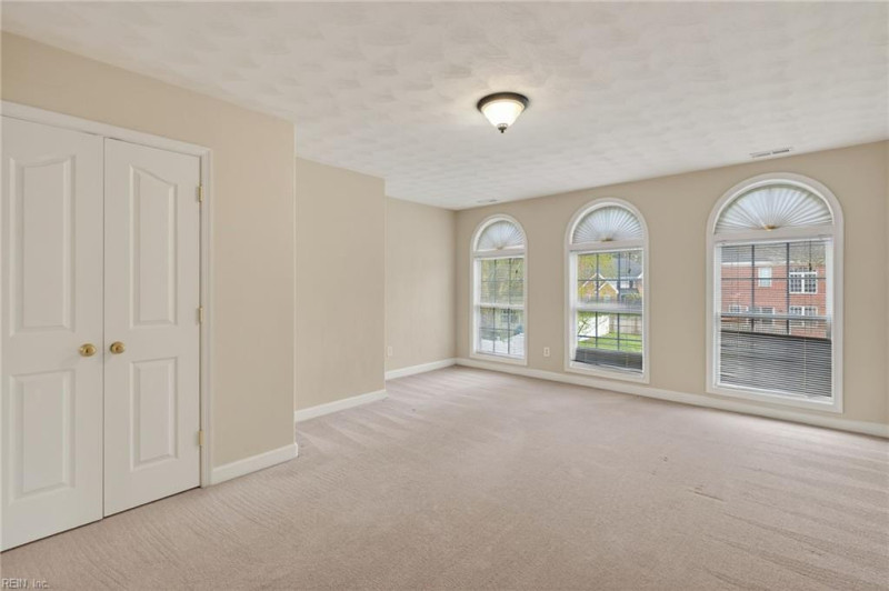 Photo 40 of 50 residential for sale in Chesapeake virginia