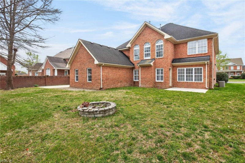 Photo 43 of 50 residential for sale in Chesapeake virginia