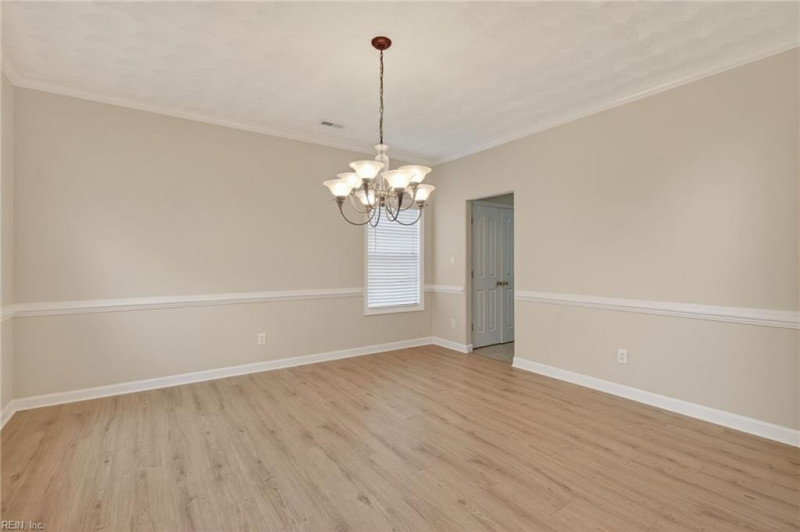 Photo 9 of 50 residential for sale in Chesapeake virginia