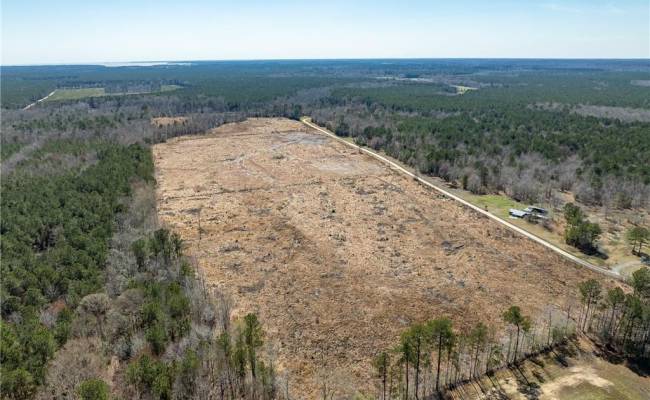 25+AC Irishmen Lane, Mathews County, VA 23035