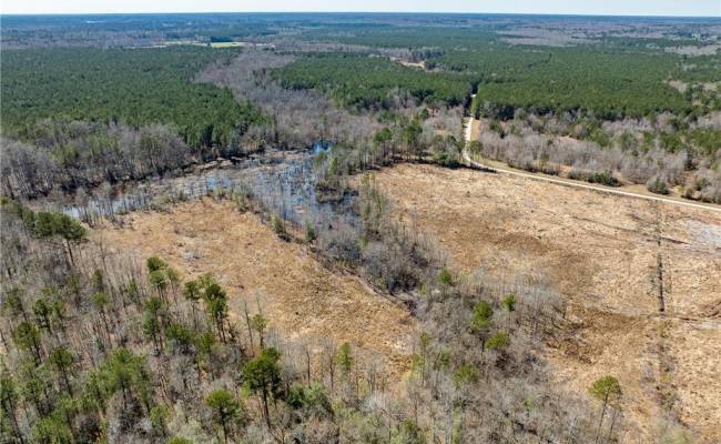 25+AC Irishmen Lane, Mathews County, VA 23035