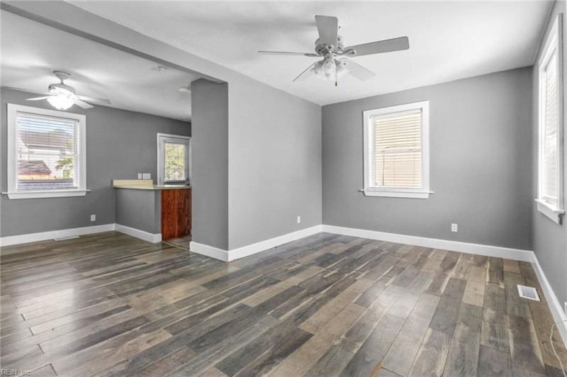 Photo 23 of 46 residential for sale in Norfolk virginia