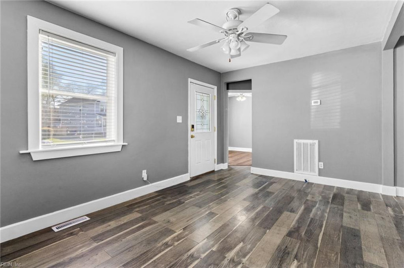Photo 25 of 46 residential for sale in Norfolk virginia