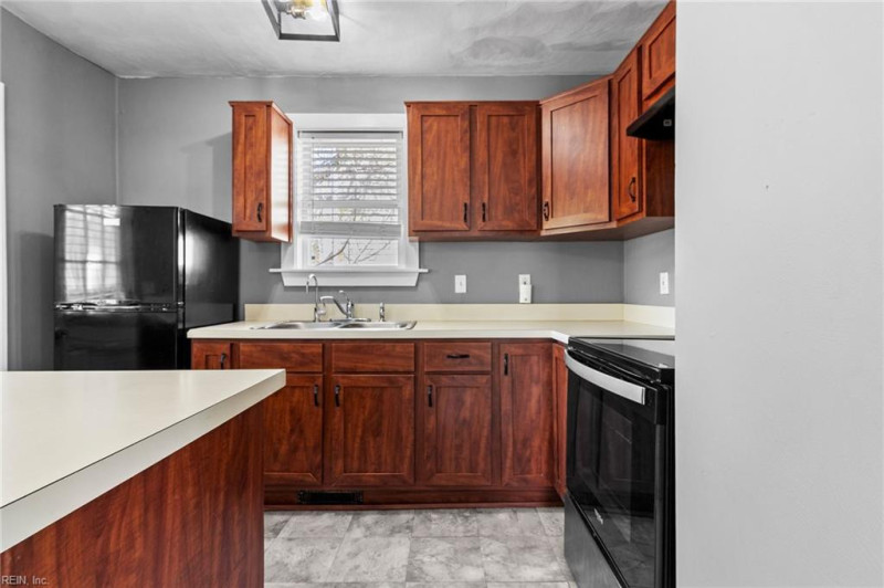 Photo 29 of 46 residential for sale in Norfolk virginia