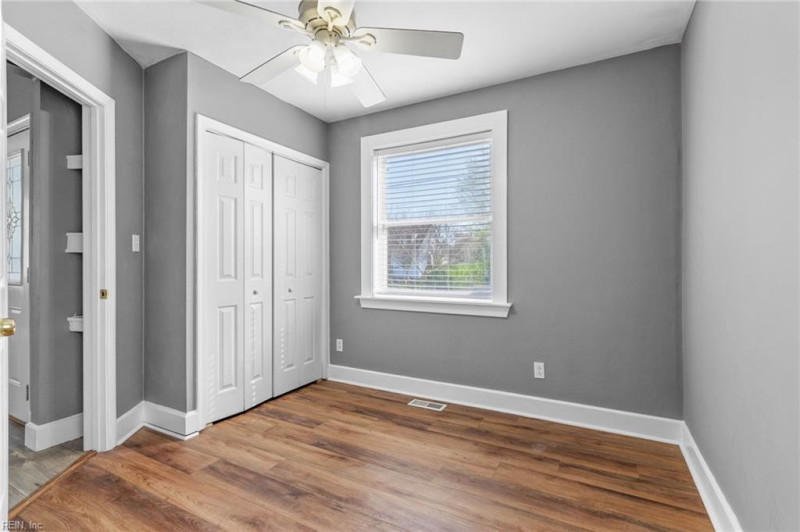Photo 35 of 46 residential for sale in Norfolk virginia