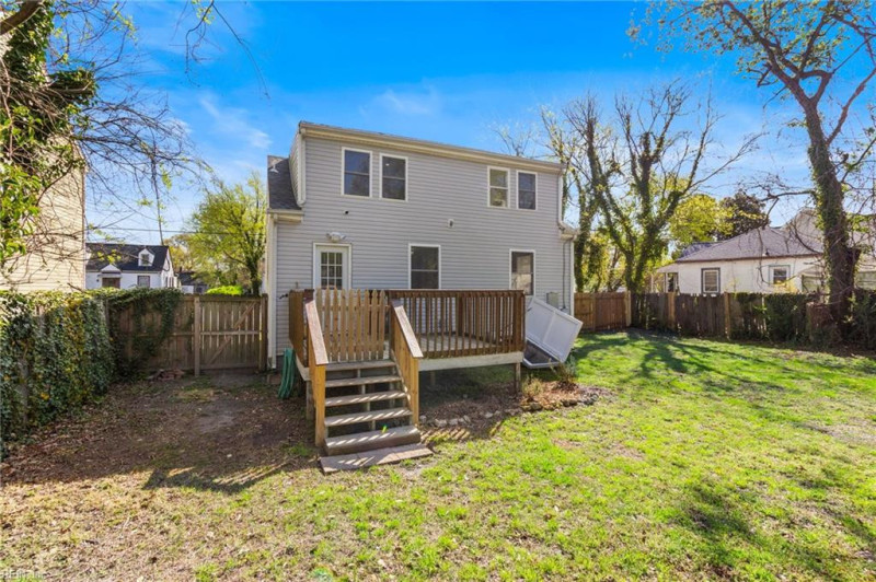 Photo 4 of 46 residential for sale in Norfolk virginia