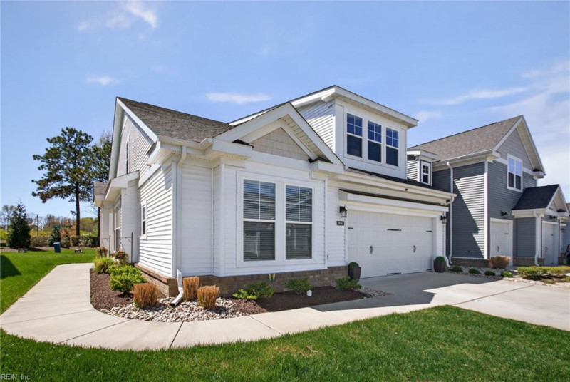 Photo 1 of 39 residential for sale in Chesapeake virginia