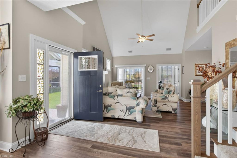 Photo 10 of 39 residential for sale in Chesapeake virginia
