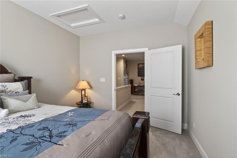 Photo 26 of 39 residential for sale in Chesapeake virginia