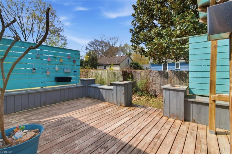 Photo 26 of 27 residential for sale in Chesapeake virginia