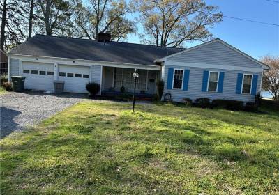 89 Snug Harbor Drive, Hampton, VA 23661