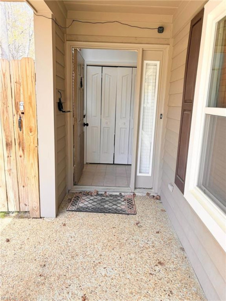 Photo 9 of 17 residential for sale in Newport News virginia