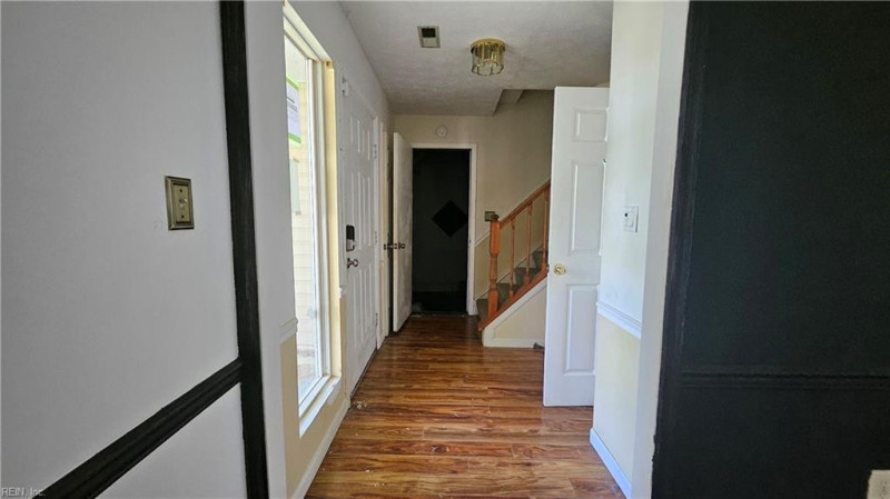 Photo 12 of 30 residential for sale in Hampton virginia