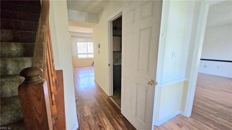 Photo 14 of 30 residential for sale in Hampton virginia