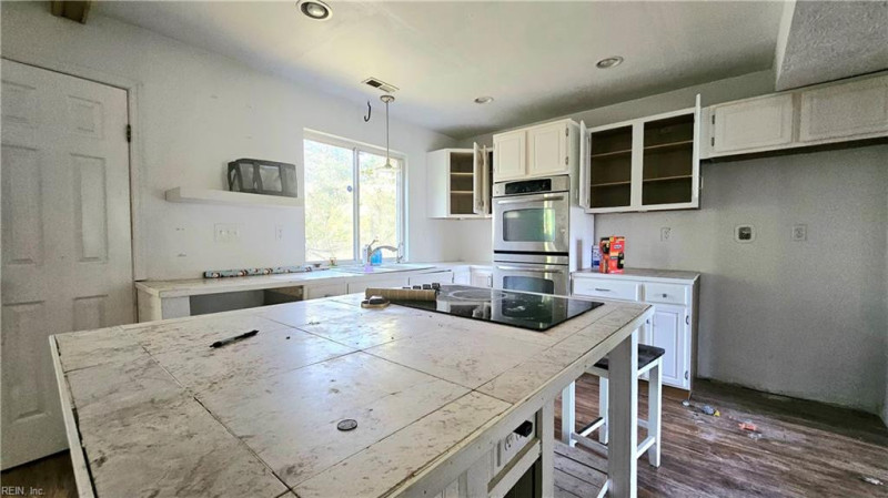 Photo 2 of 30 residential for sale in Hampton virginia