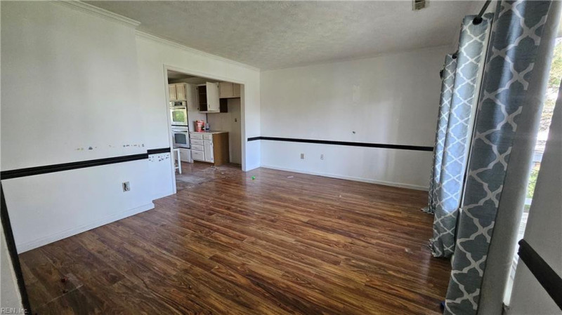 Photo 8 of 30 residential for sale in Hampton virginia