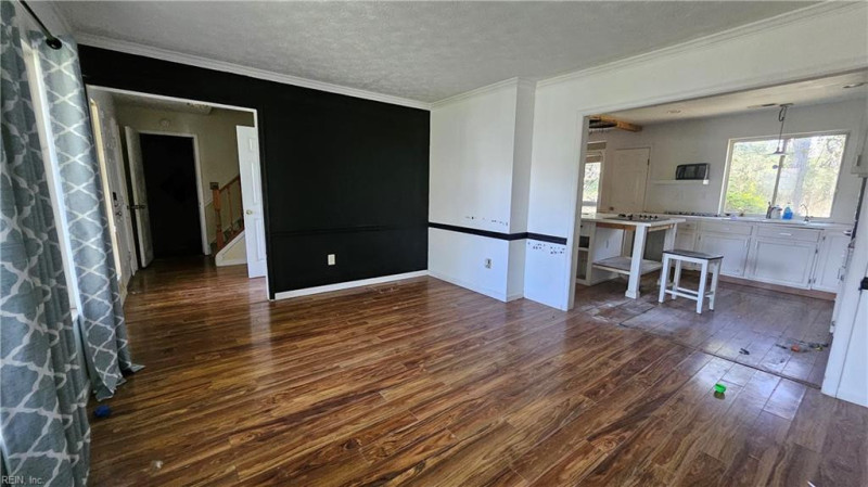 Photo 9 of 30 residential for sale in Hampton virginia