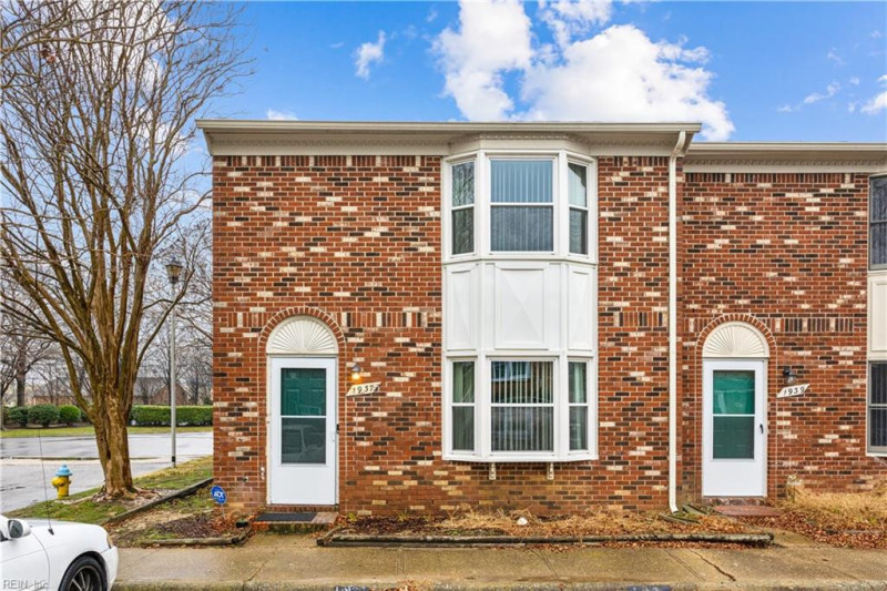 Photo 1 of 31 residential for sale in Virginia Beach virginia Photo 1 of 31 residential for sale in Virginia Beach virginia