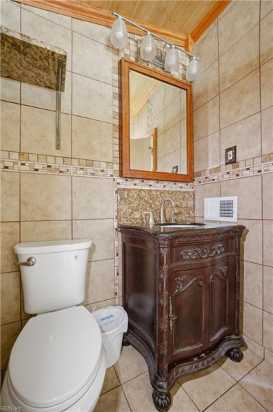 Photo 17 of 24 residential for sale in Norfolk virginia Photo 17 of 24 residential for sale in Norfolk virginia