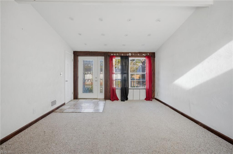 Photo 9 of 24 residential for sale in Norfolk virginia Photo 9 of 24 residential for sale in Norfolk virginia