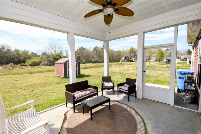 Photo 26 of 33 residential for sale in Chesapeake virginia