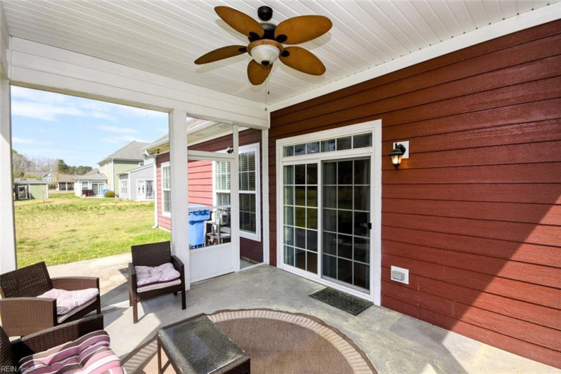 Photo 27 of 33 residential for sale in Chesapeake virginia