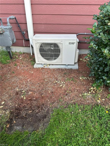 Photo 31 of 33 residential for sale in Chesapeake virginia