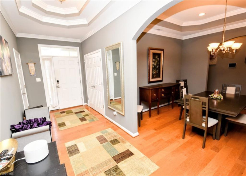 Photo 4 of 33 residential for sale in Chesapeake virginia